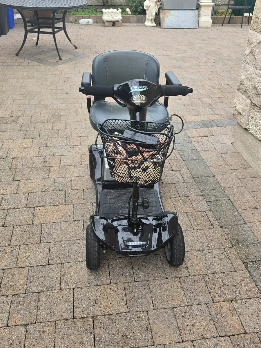 Mobility scooter
