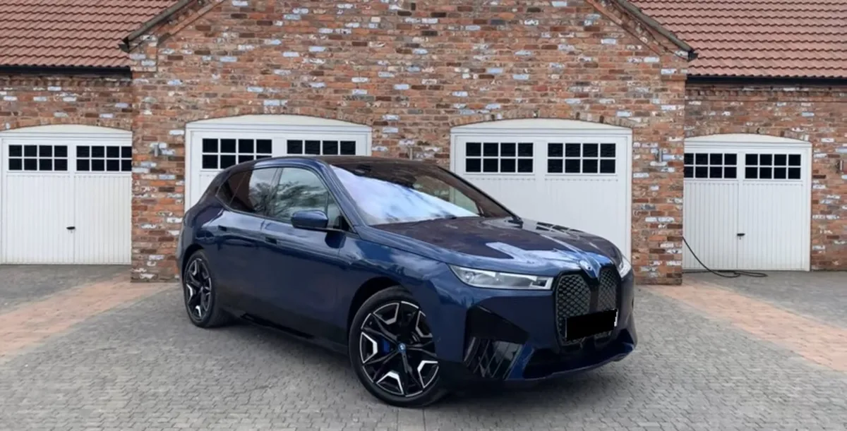 2023 IX XDRIVE40 M SPORT (BIG SPEC )