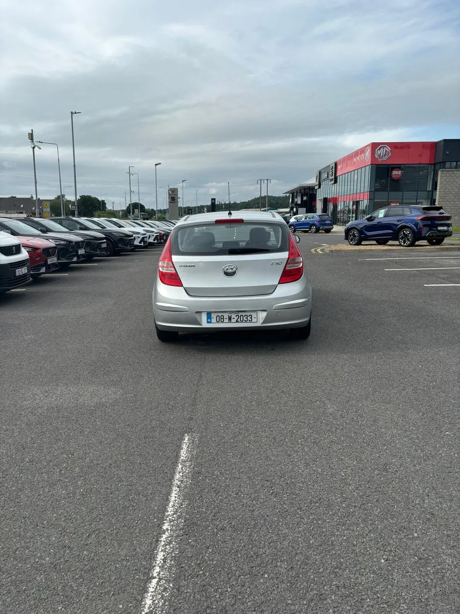 Hyundai 130 - Image 3