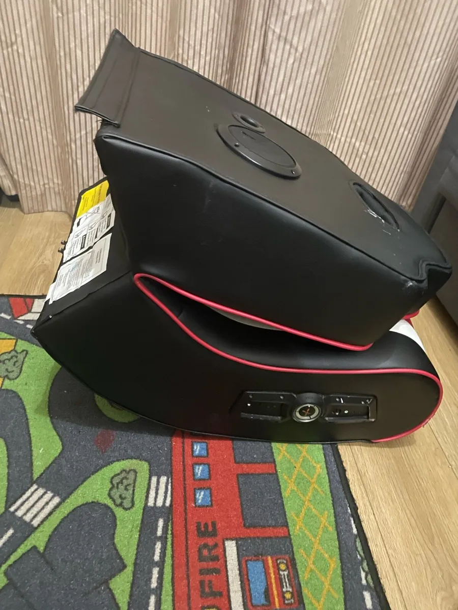 X rocker foldable gaming chair - Image 4
