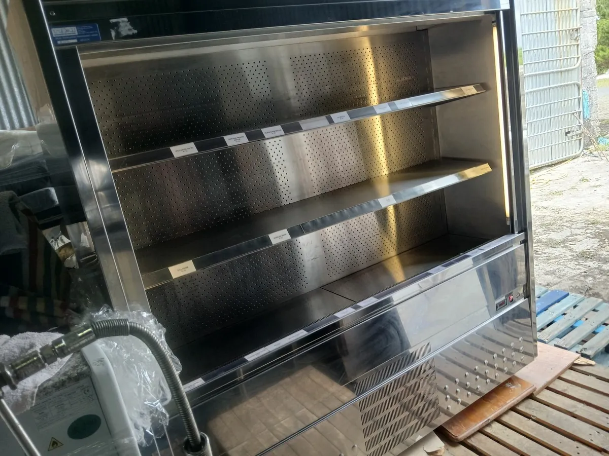 Display fridge ...chilled unit ..delivered - Image 3