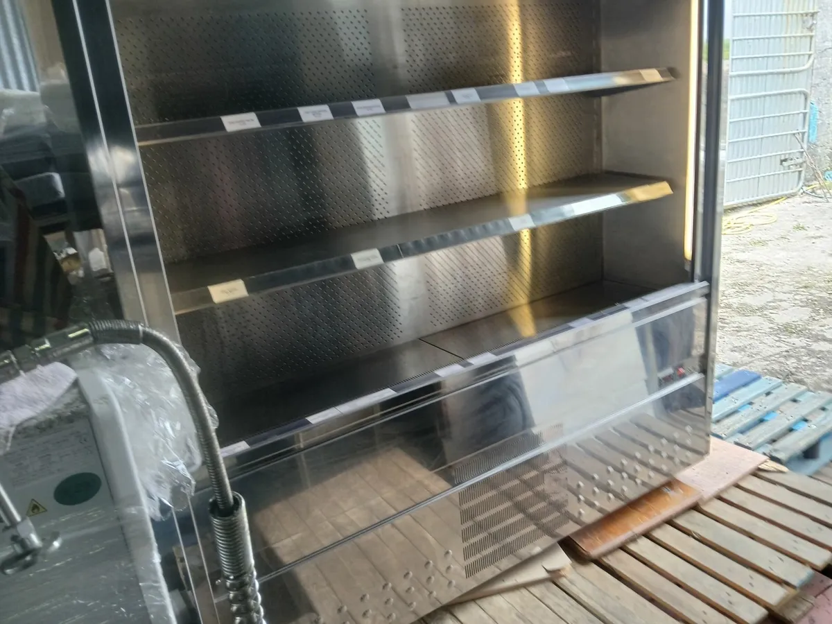 Display fridge ...chilled unit ..delivered - Image 4