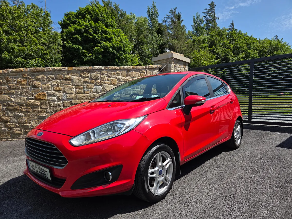 Ford Fiesta 2014 - Image 2