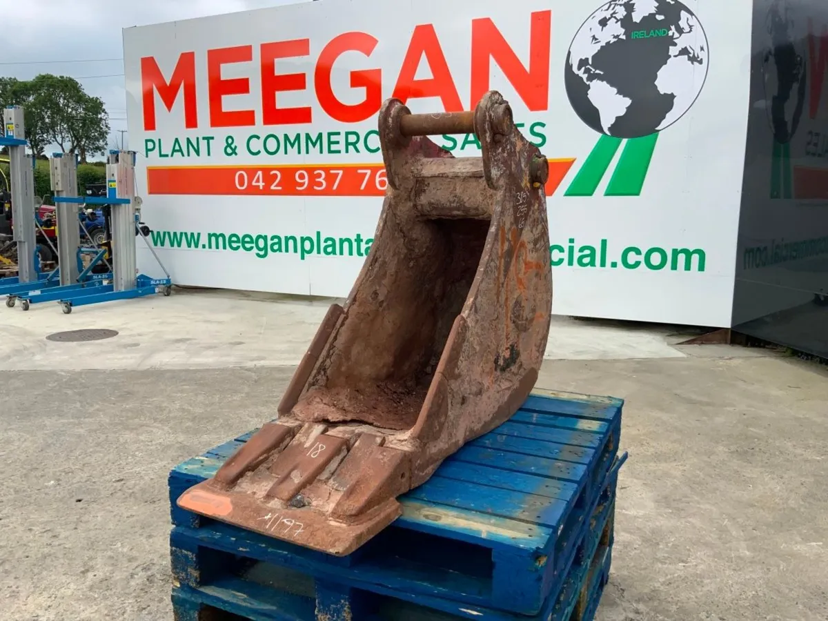 18" STRICKLAND BUCKET.......65mm PINS.......1197t. - Image 2