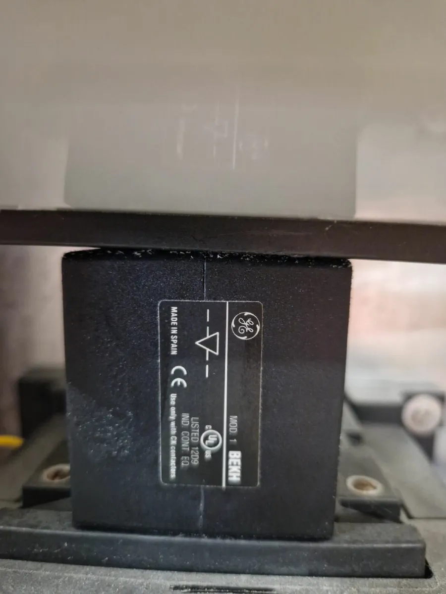 Generator Changeover Switch and Case - Image 2