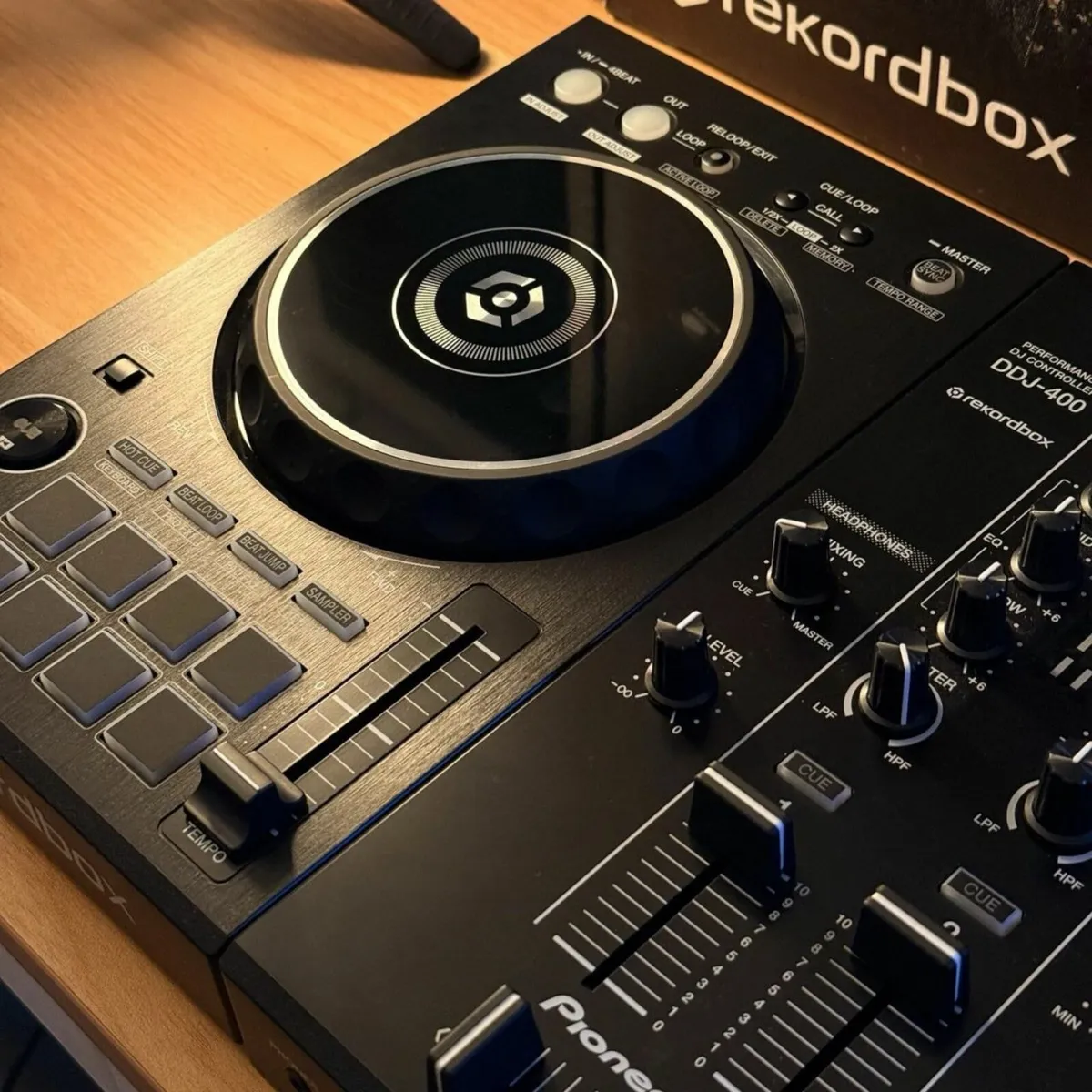 Pioneer DDJ-400 DJ Controller Rekordbox Dual Deck - Image 4