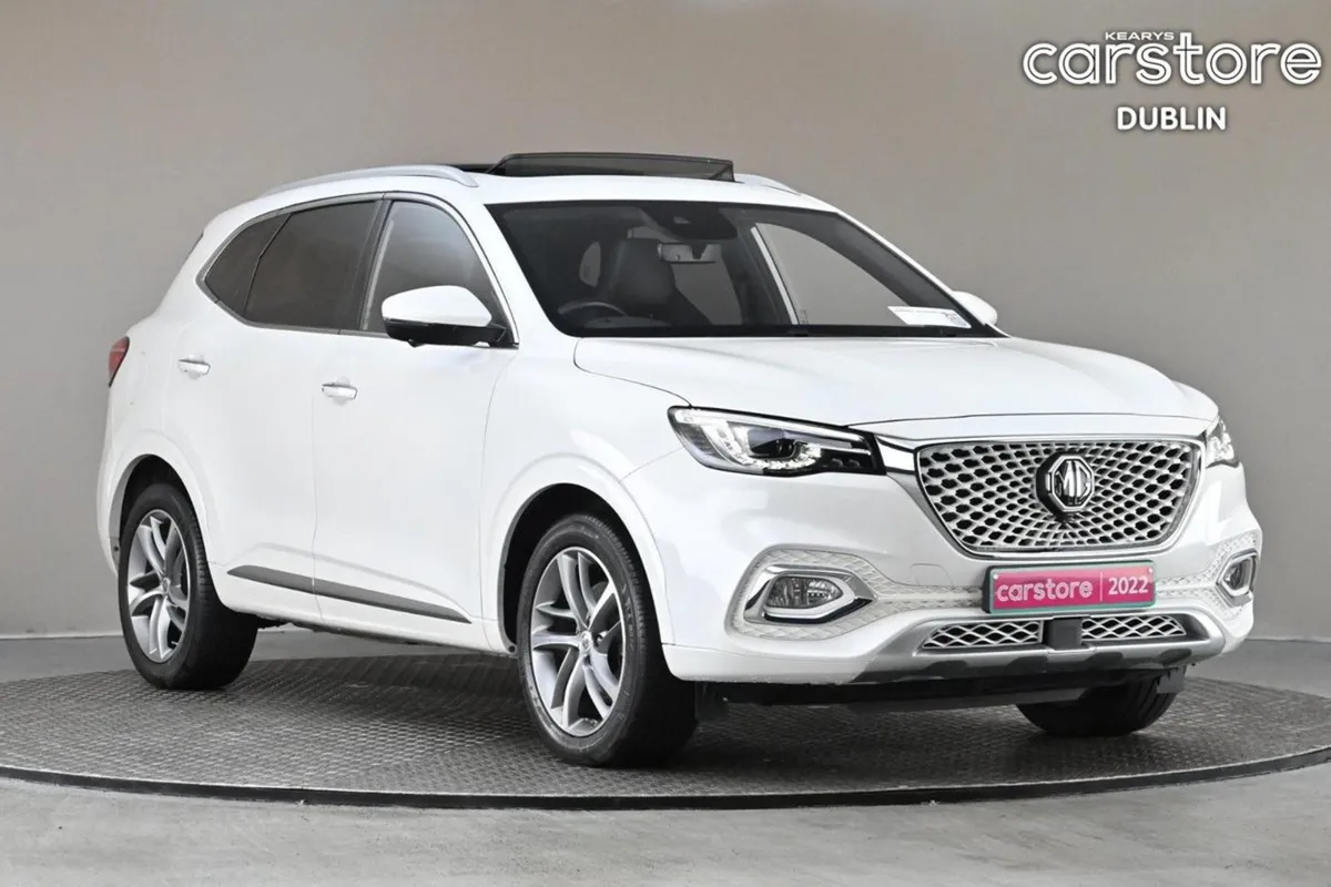 MG HS 1.5 Phev Exclusive Plug-in Hybrid  full RED - Image 1