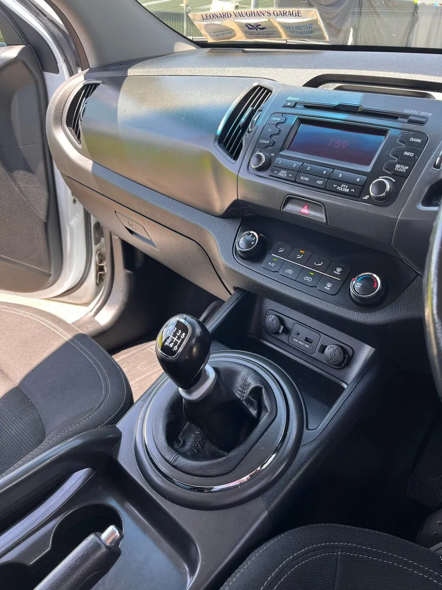 131 Kia sportage immaculate condition - Image 2