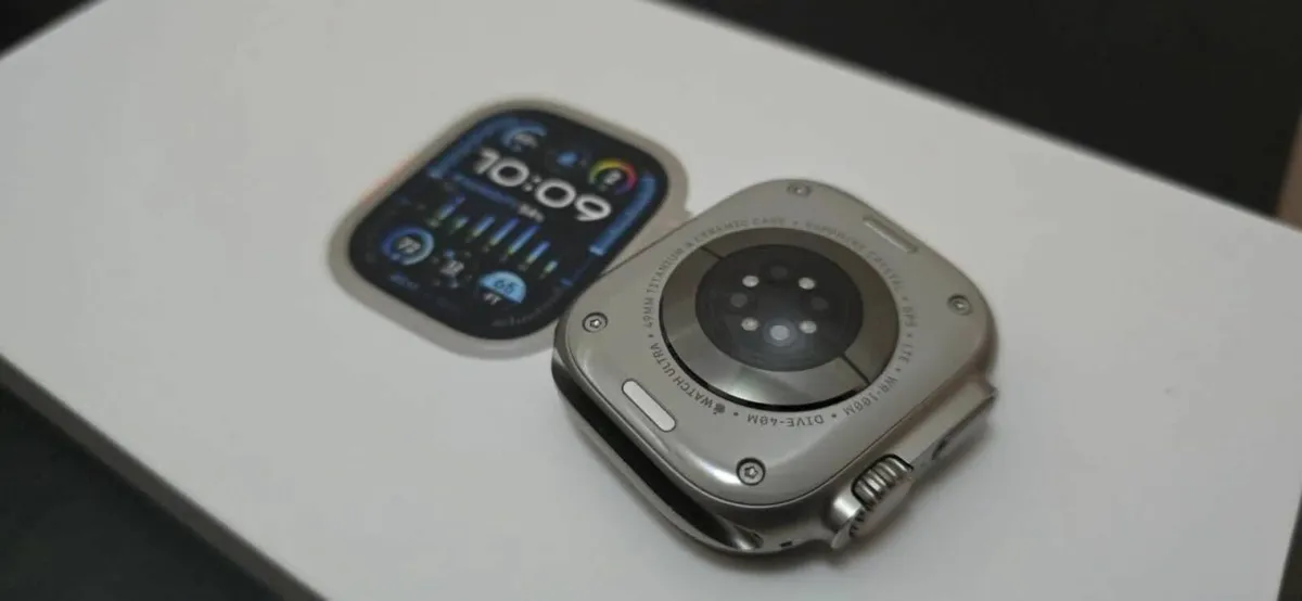 Apple Watch Ultra 2 49mm Titanium Case - Image 3