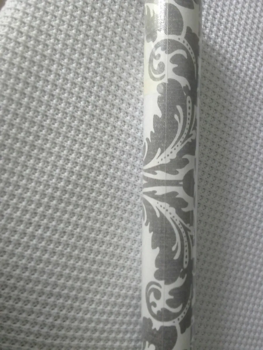 WALLPAPER BLACK & IVORY EMBOSSED 1 ROLL NEW - Image 1