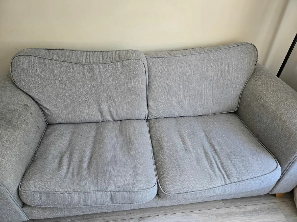 Couch - Image 3