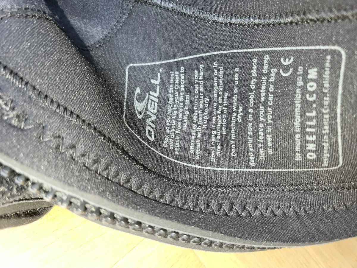 Kids Wetsuit - Image 3