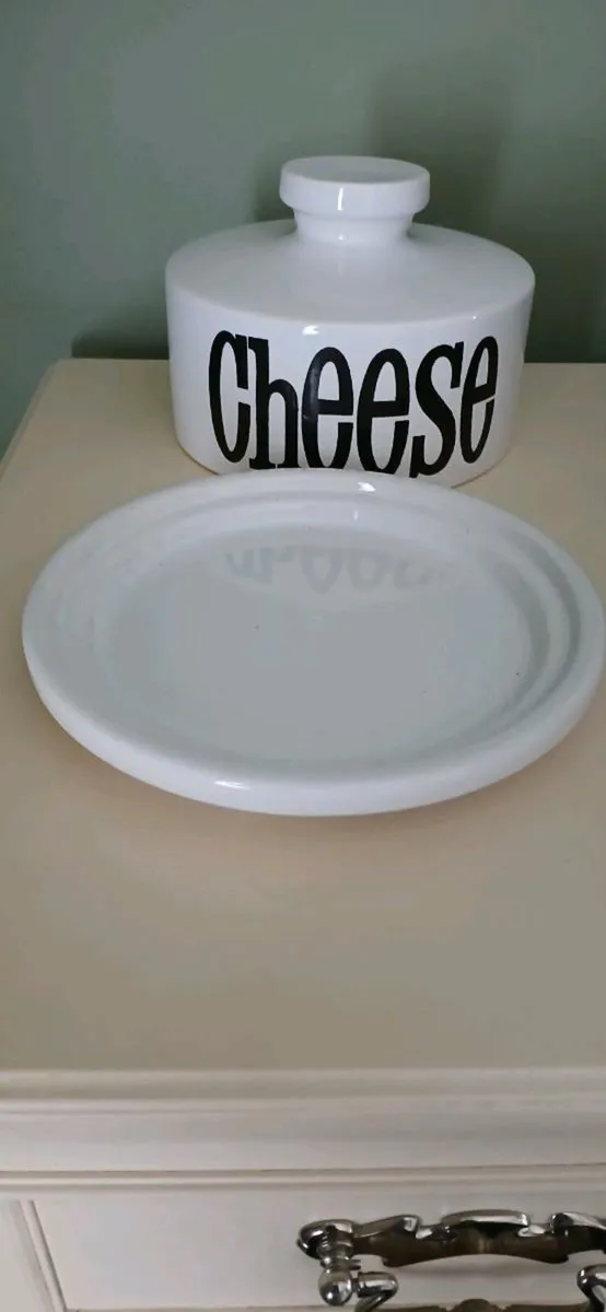 Vintage Cheese Cloche Dome - Image 2