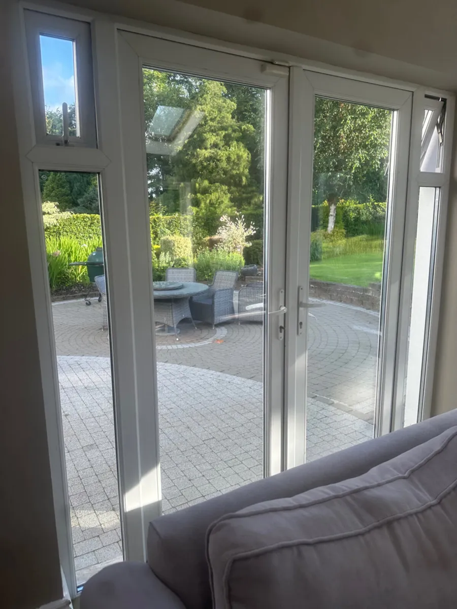 Glass doors - Image 1