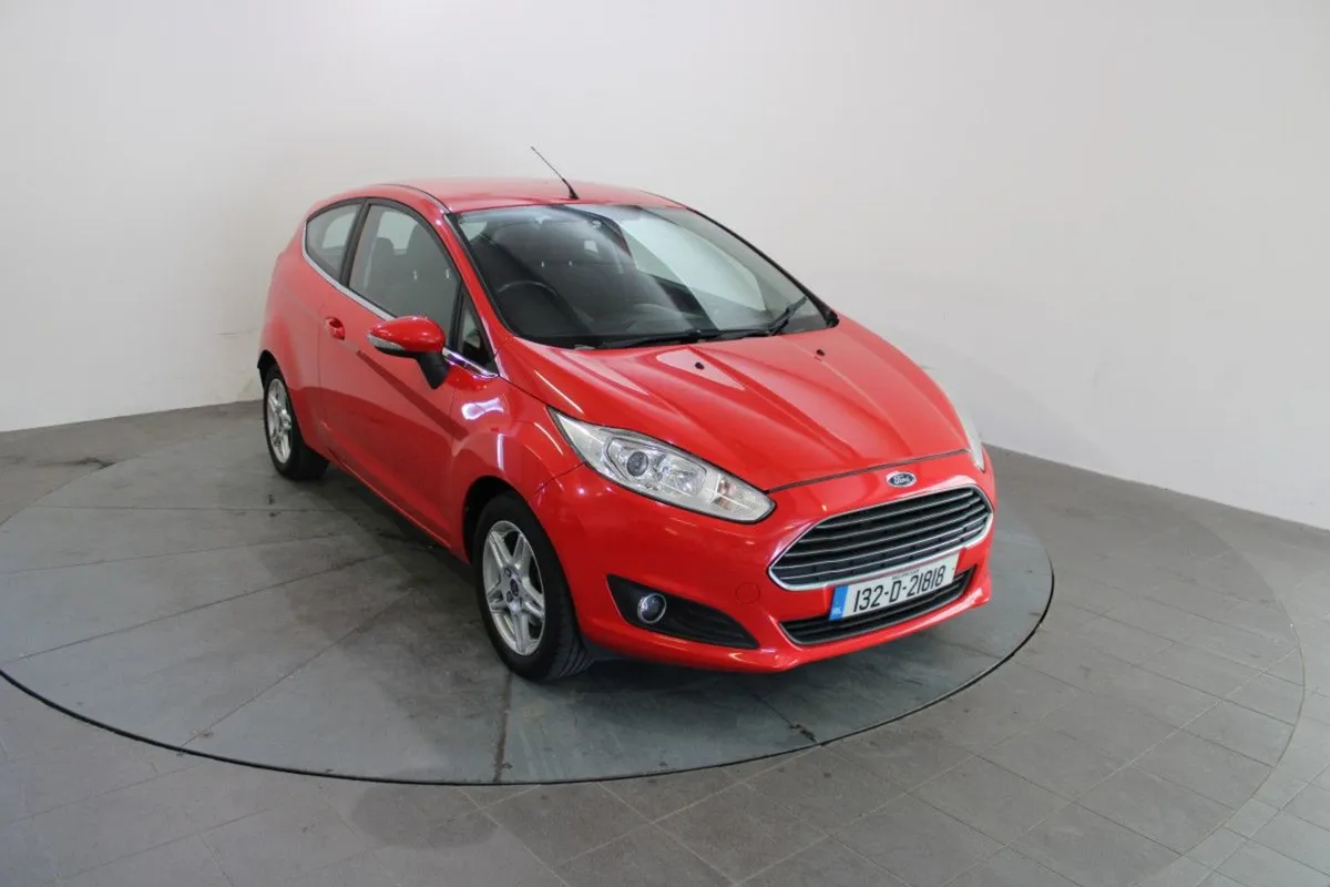 Ford Fiesta 1.0 65ps Zetec 3DR - Image 1