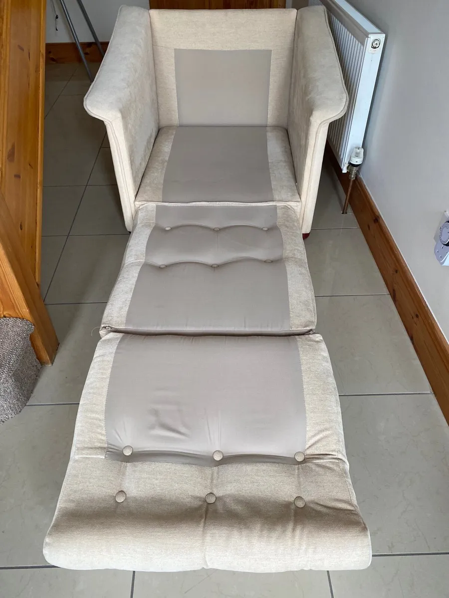 Armchair / bed - Image 1