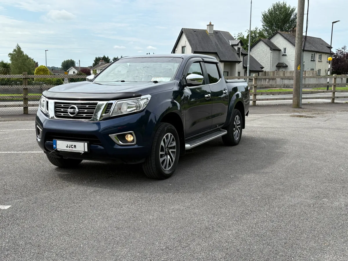 ABSOLUTELY IMMACULATE 2016 (162) NAVARA - Image 3