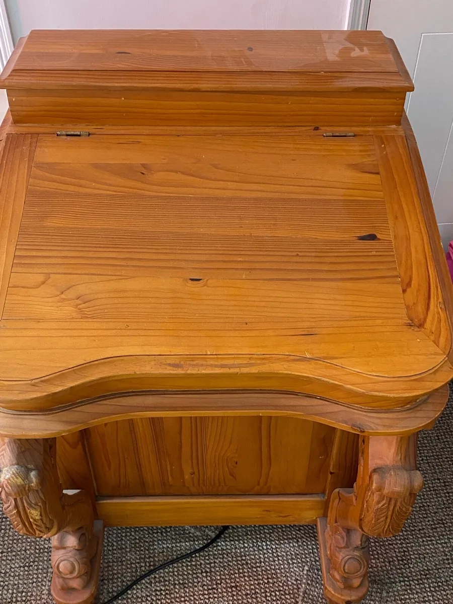 Desk - Image 1
