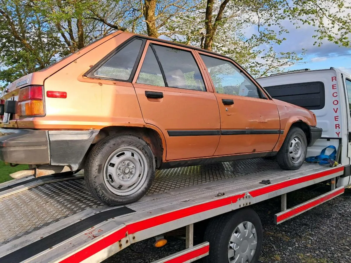2 cars for sale. 1984 Toyota tersel. +2008 BMW 520 - Image 1