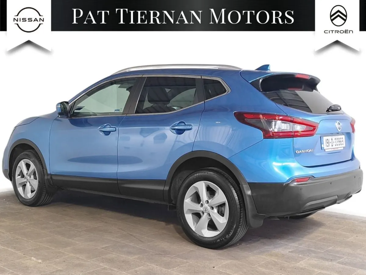 Nissan QASHQAI 1.3 PET SV DCT - Image 2