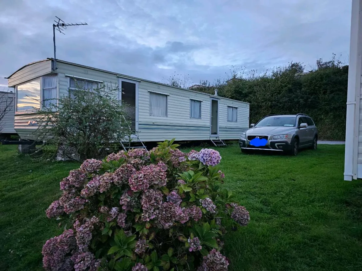 Mobile Home on site - Image 4