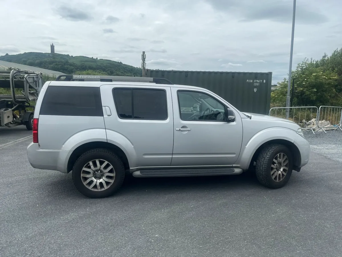 Nissan Pathfinder 2014 - Image 1