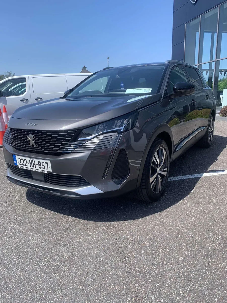 Peugeot 5008 2022 - Image 3