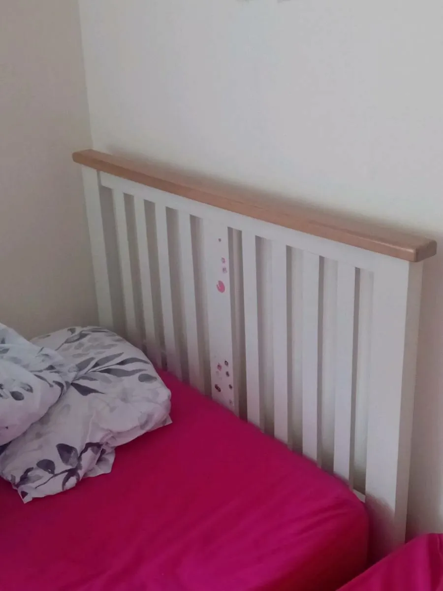 Beds - Image 1