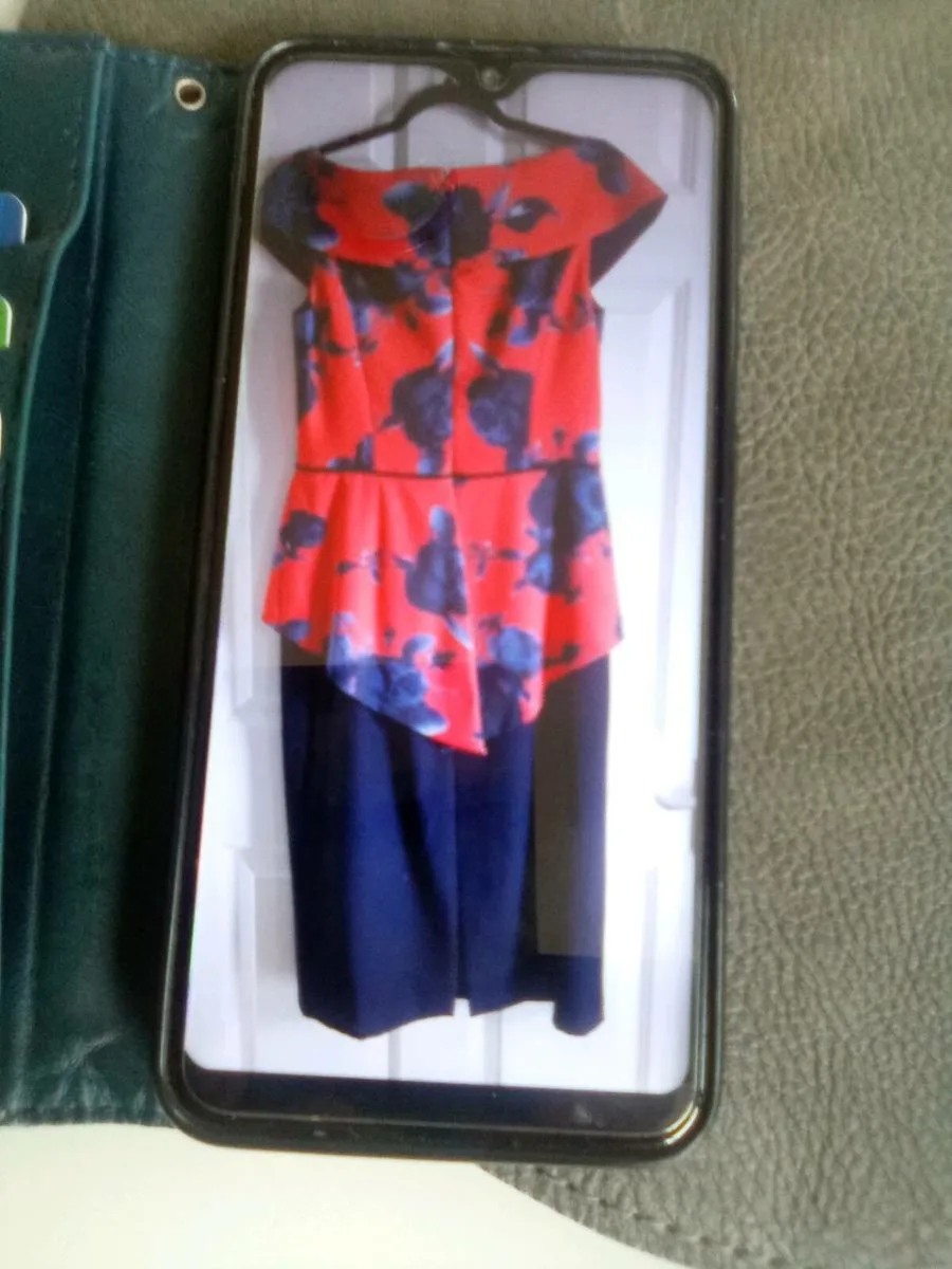 STUNNING  MOTHER OF THE BRIDE  DRESS - Image 1