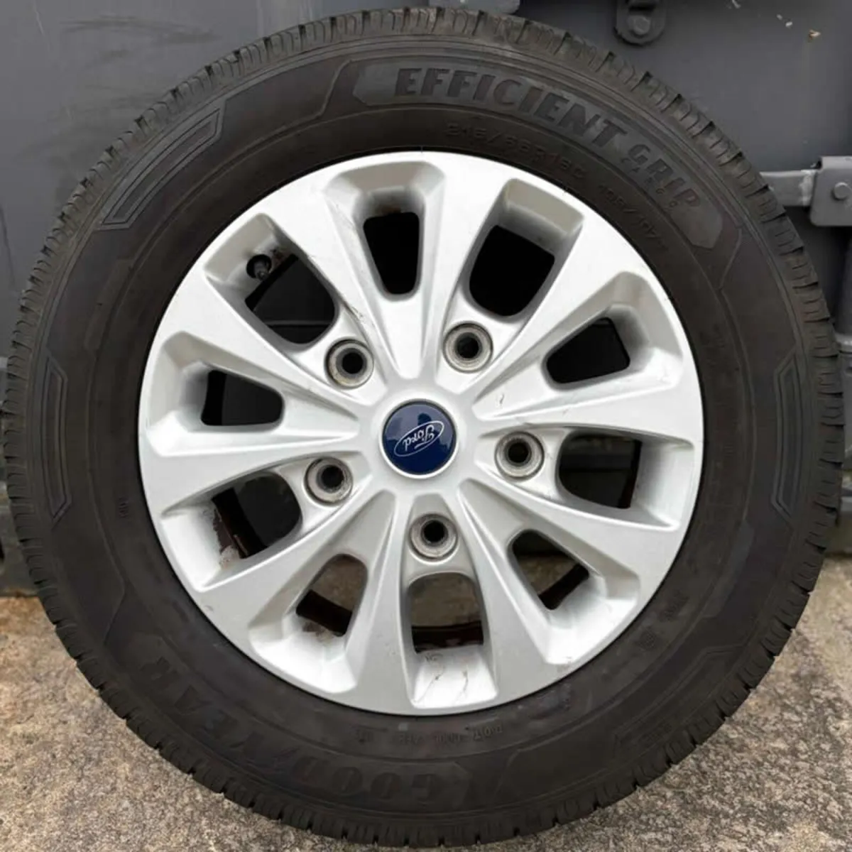 16" GENUINE FORD CUSTOM Wheels & GOODYEAR Tyres - Image 4