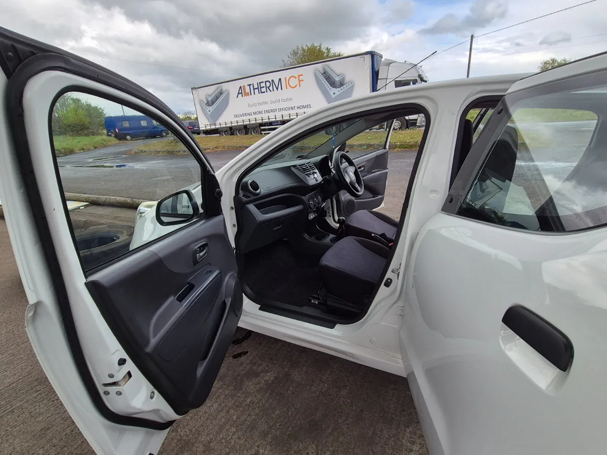 Suzuki Alto 2013 MANUAL PETROL - Image 4