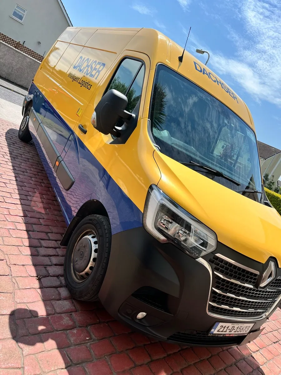 Van - Image 1