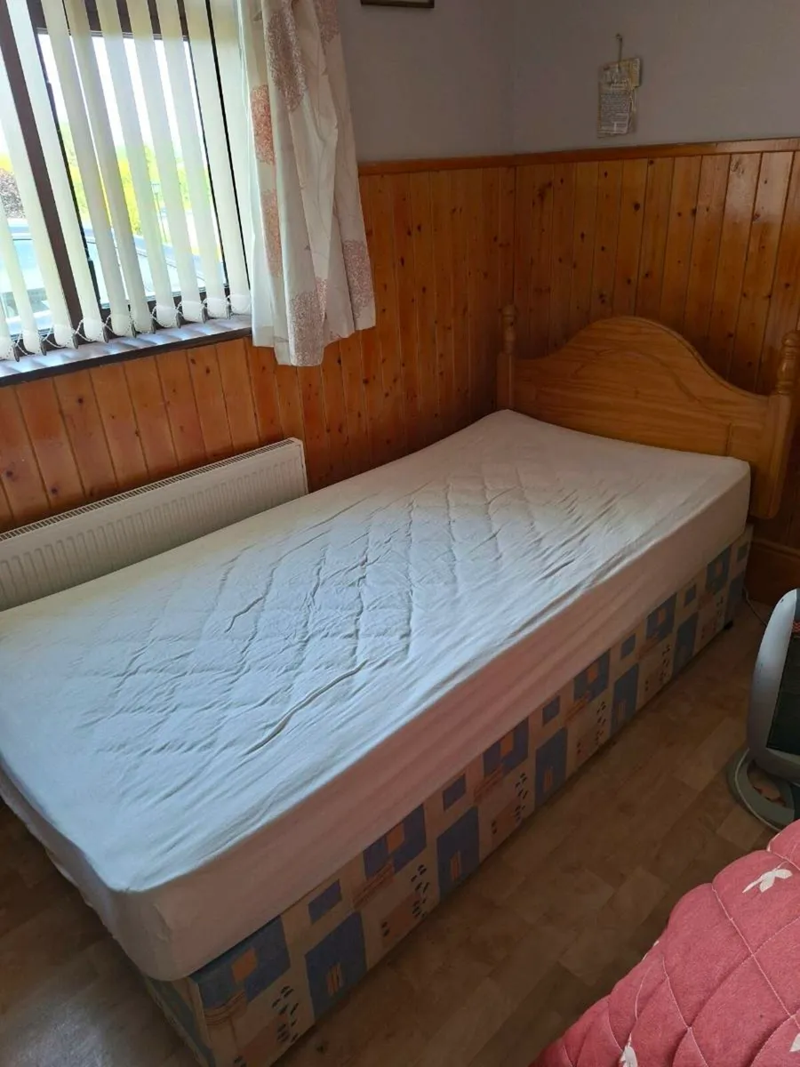Single bed - Image 2