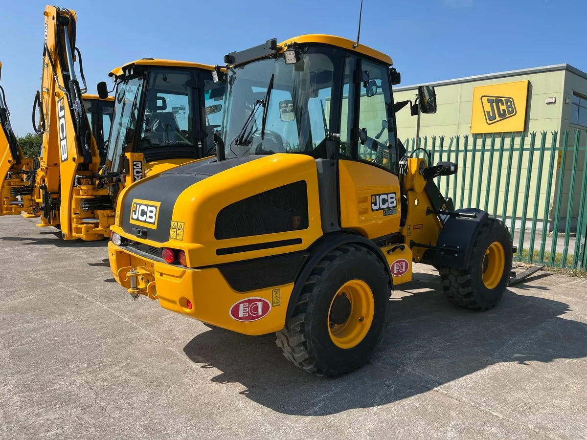 JCB 407 AGRI WHEELED LOADER REF 11007136 - Image 4