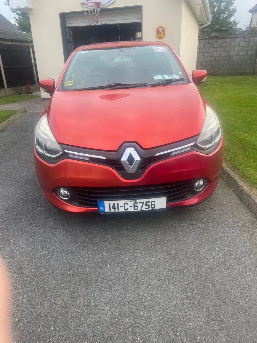 Renault Clio - Image 1