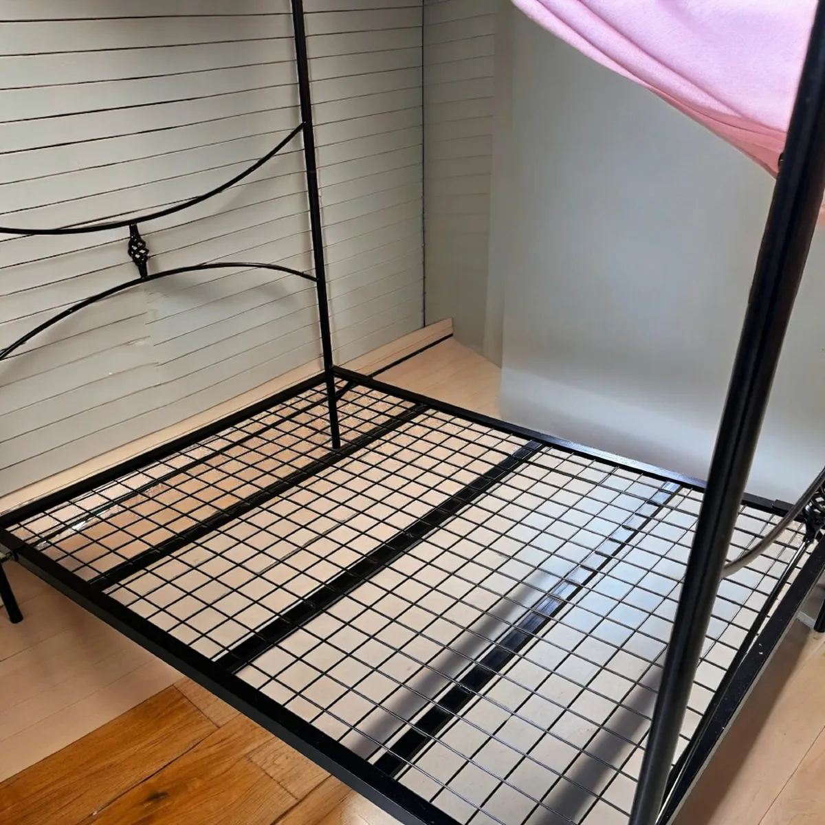4 poster bed - Image 2