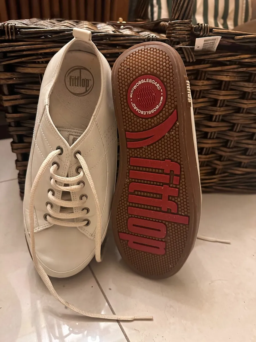 Fitflop casual leather sneakers - Image 1