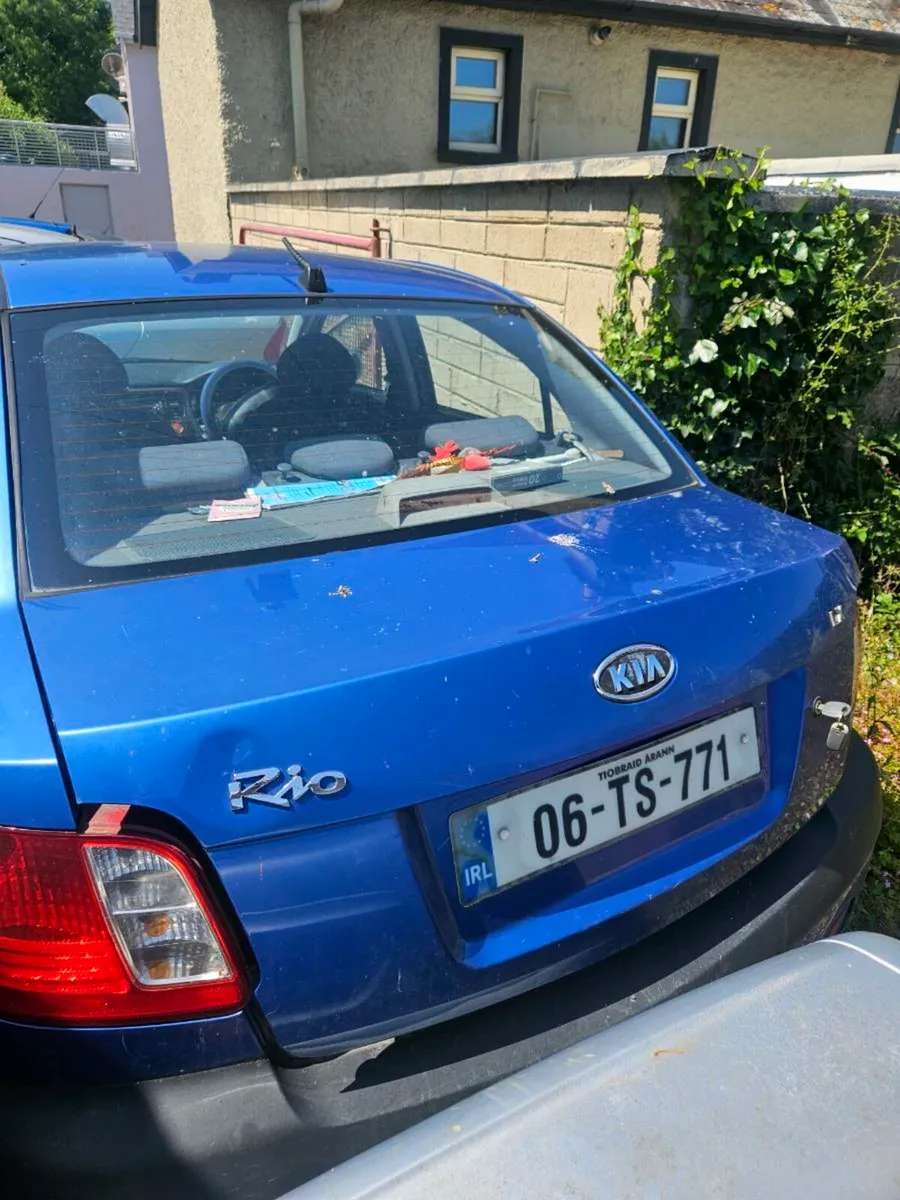 2006 KIA RIO - Image 1