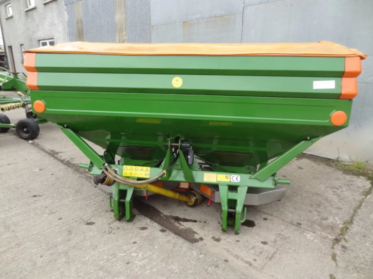 Amazone ZA-M Fertiliser Spreader - Image 2