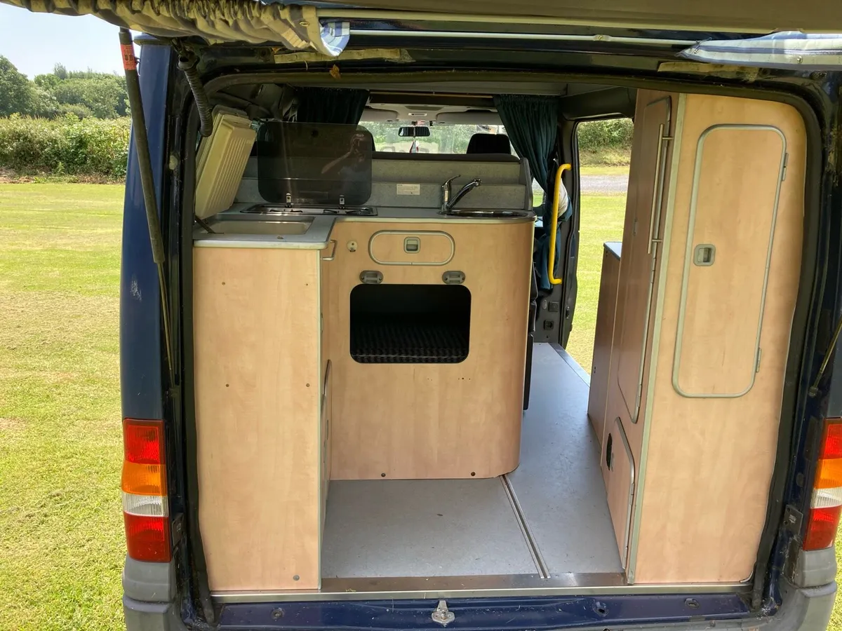 Camper - Image 2