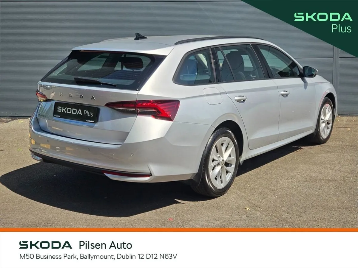 Skoda Octavia (47) Selection Combi 2.0tdi 115HP - Image 3