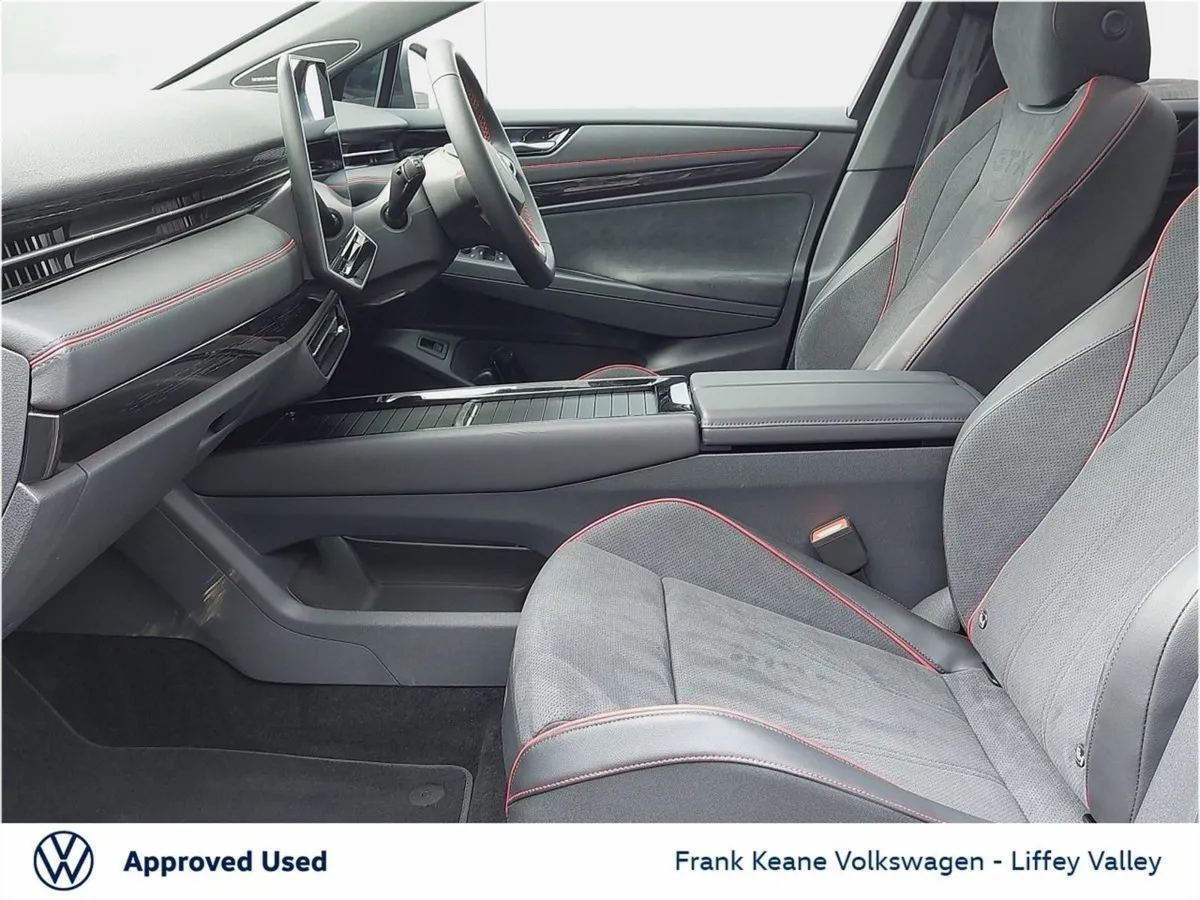 Volkswagen ID.7 Tourer GTX Plus  demo Model   lon - Image 4