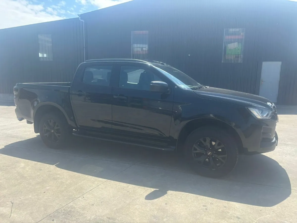 IZUZU D-Max LSE AUTO - Image 4