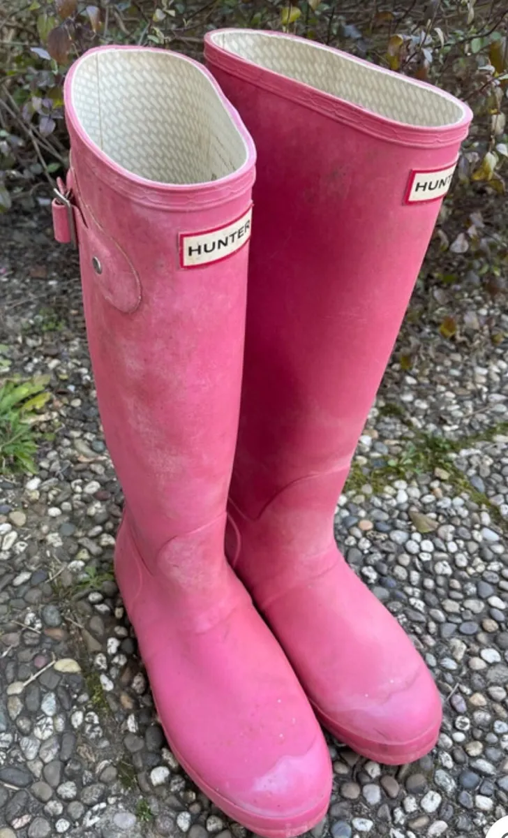 Hunter wellies - Image 1