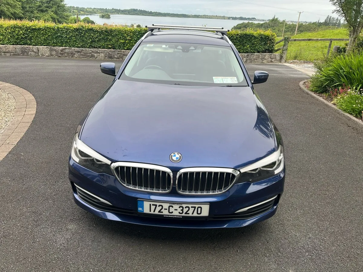 BMW 520 Estate low mileage with FSH - Image 1