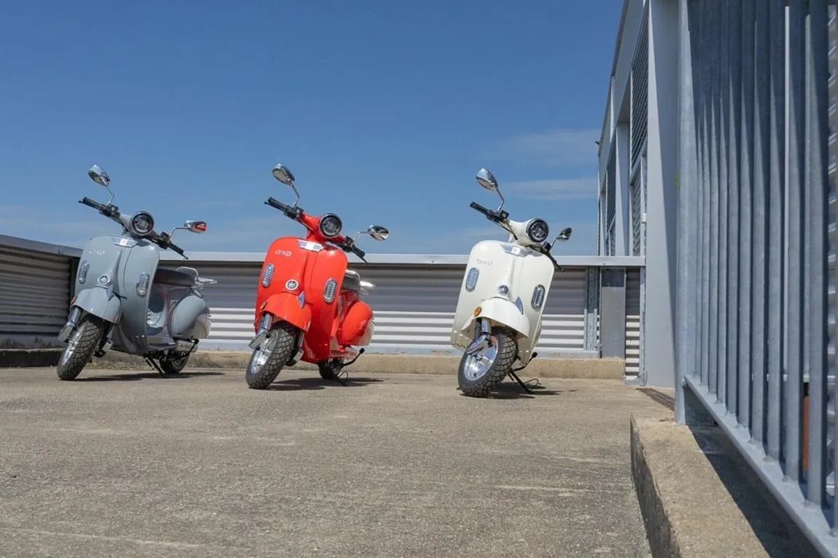 Electric Scooter/Moped - Image 3