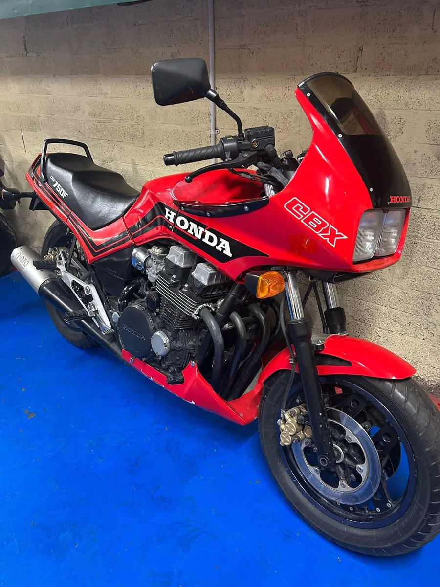 Honda CBX750 - Image 1