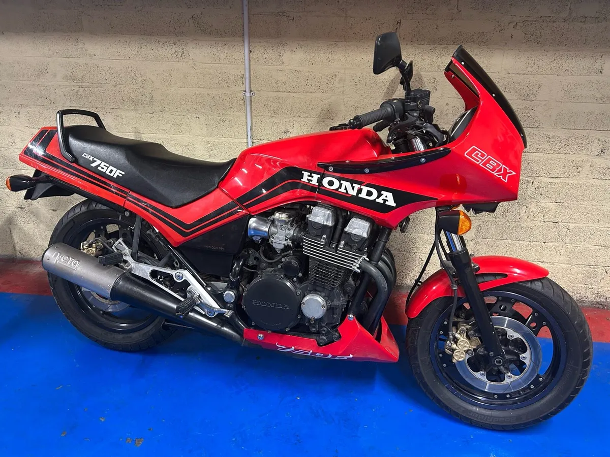 Honda CBX750 - Image 2