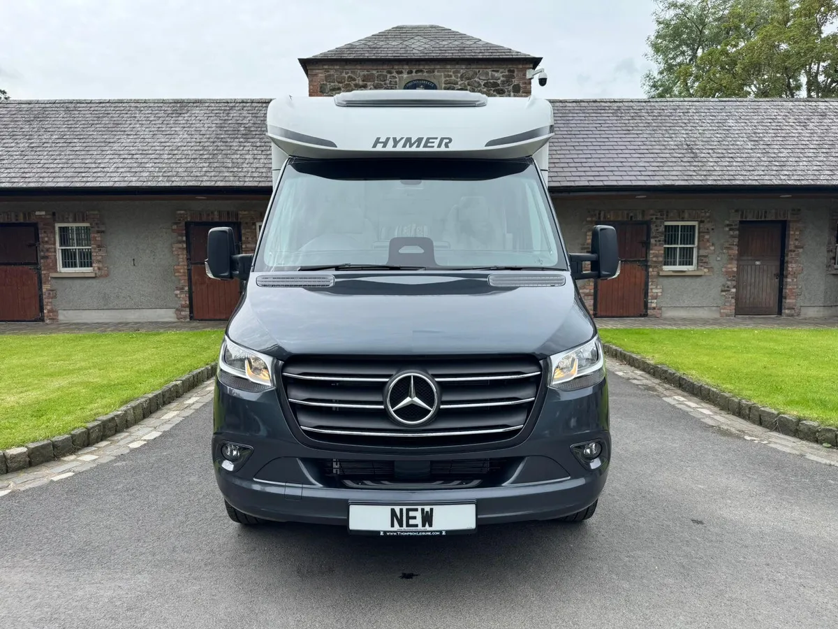 Hymer T-Class S 695 - Automatic - Image 3