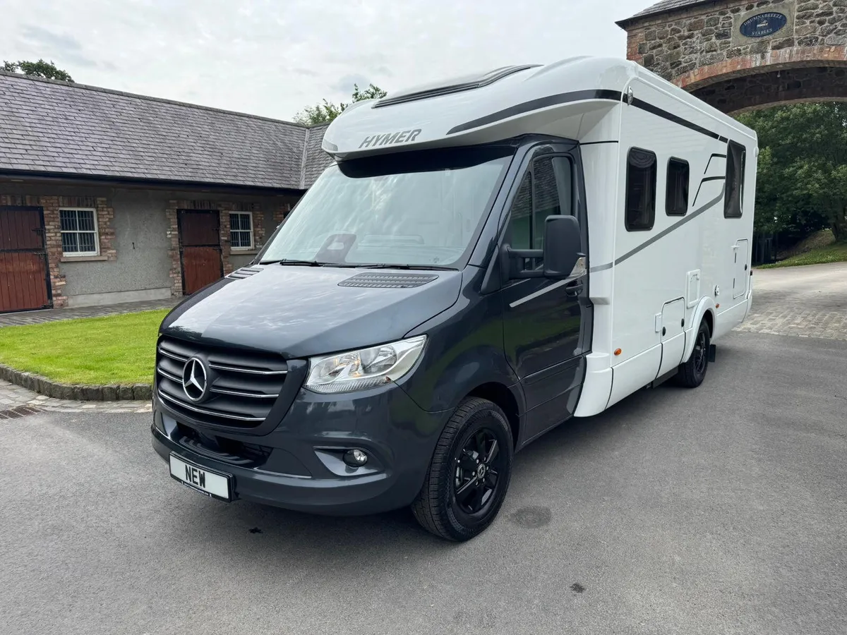 Hymer T-Class S 695 - Automatic - Image 1